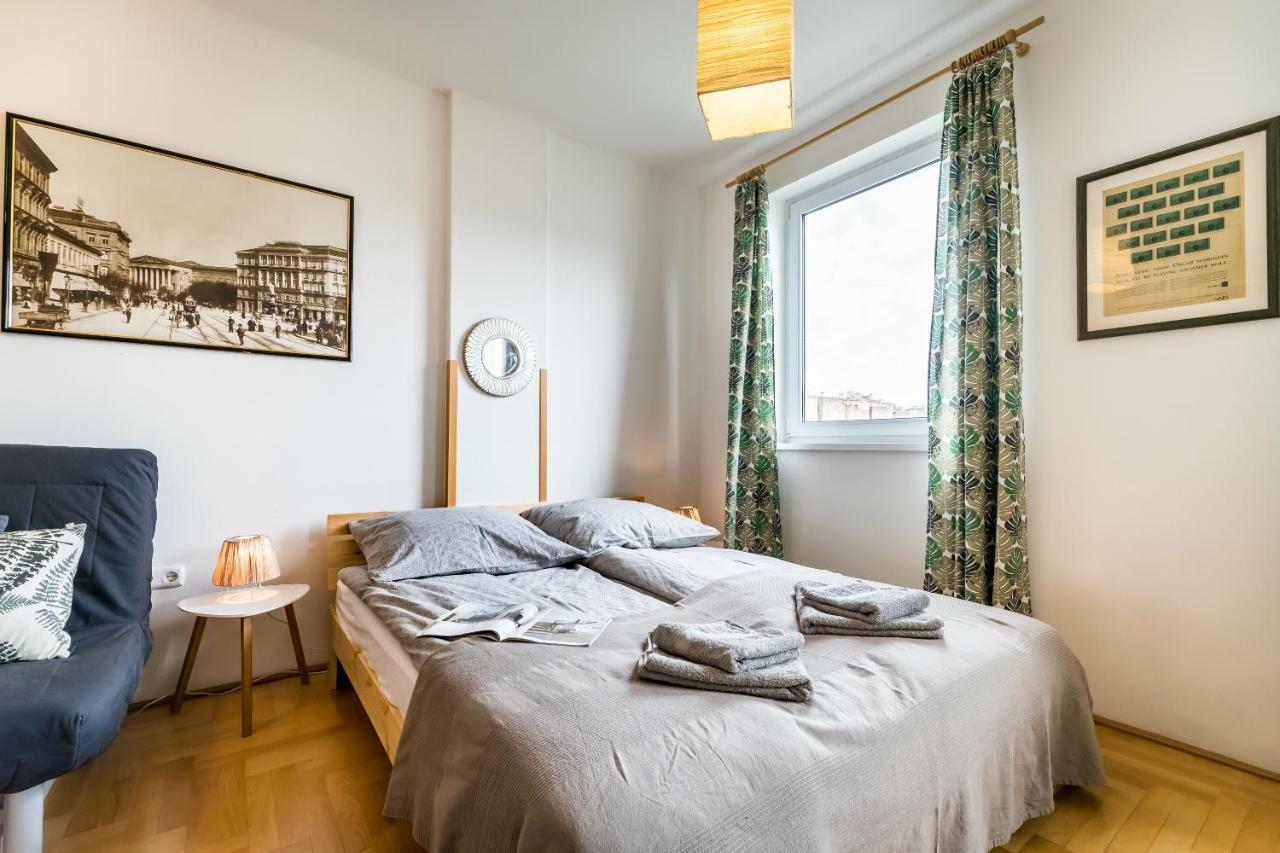 Bpr Hello Hollo Apartment Budapest Luaran gambar